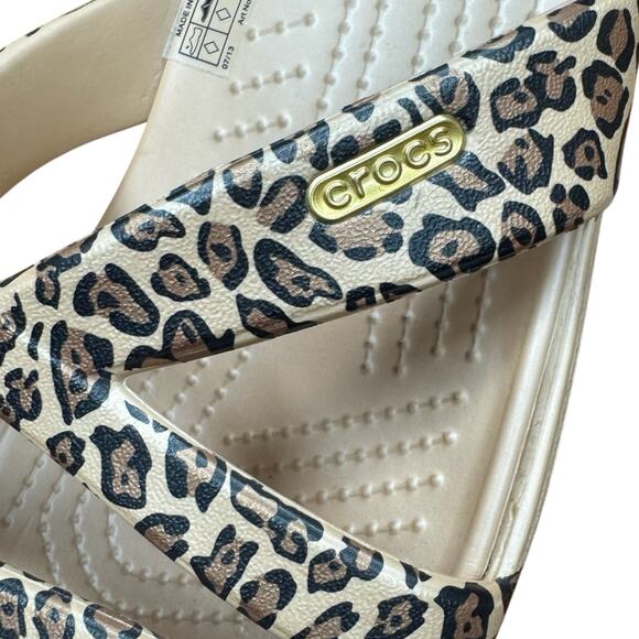 Crocs Women's Patricia II Leopard Print Wedge Slip On Sandal - Size 9 - Picture 5 of 9